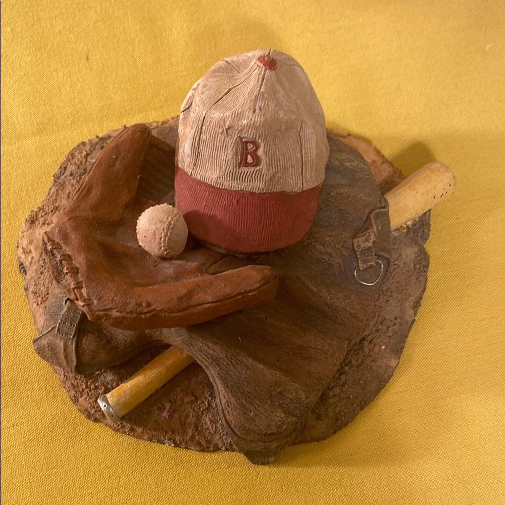 Brown and Red Baseball Decor Accents